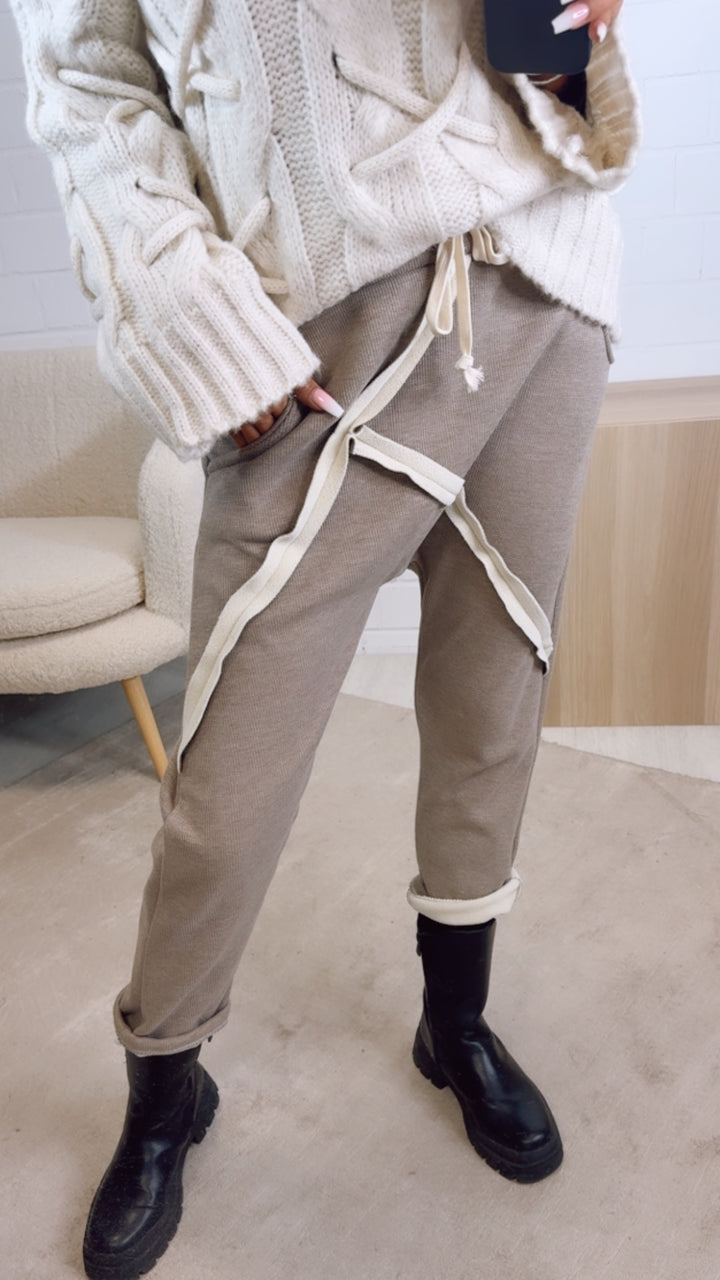 WAFFEL OPTIK gefütterte, lockere Hose, Ziernähte / beige - creme Art. 12986