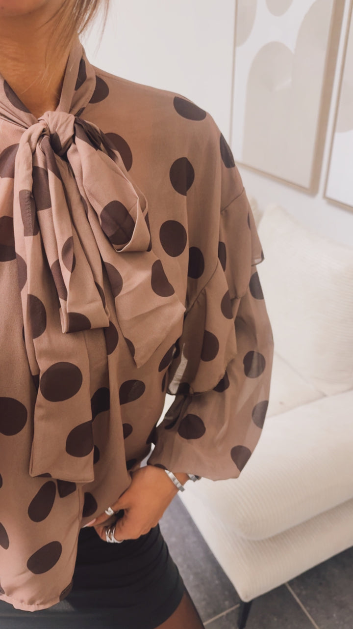 PUNKTE Transparente Bluse mit Schleife / cappuccino - dunkel braun Art. 12967