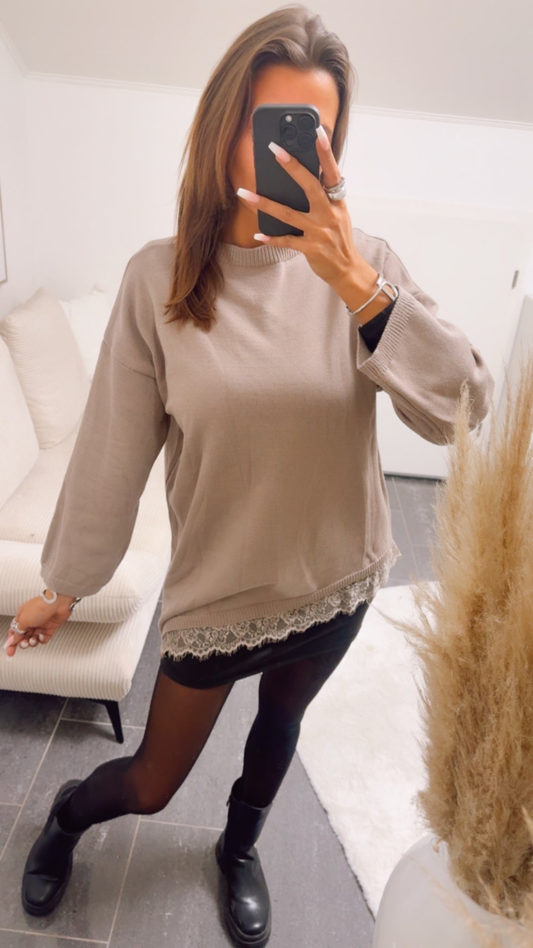 SPITZE asymmetrischer Pullover / light taupe Art. 13027