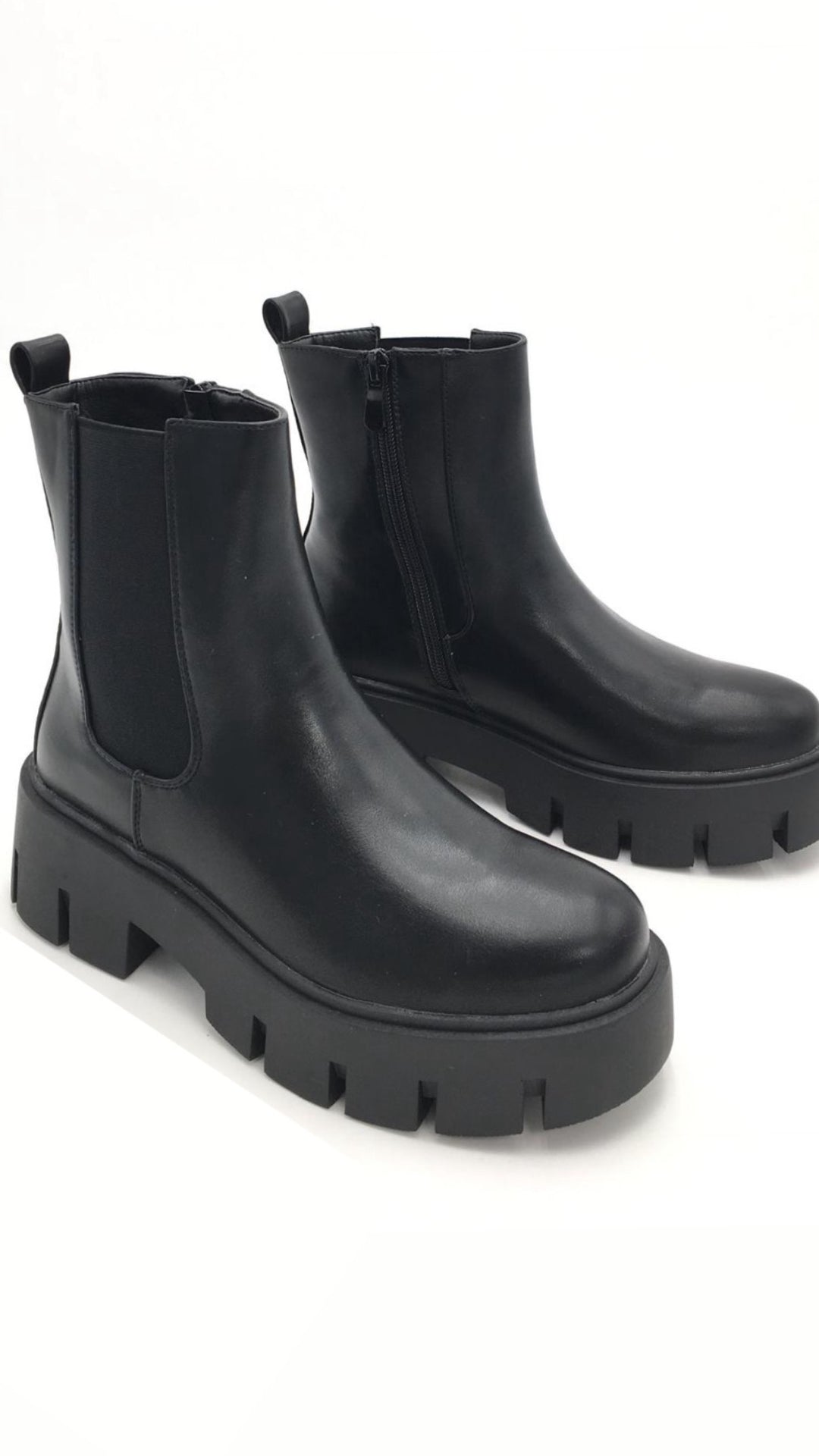 Glatt Lederimitat Chelsea Boots " A-938 " / schwarz Art. 13041