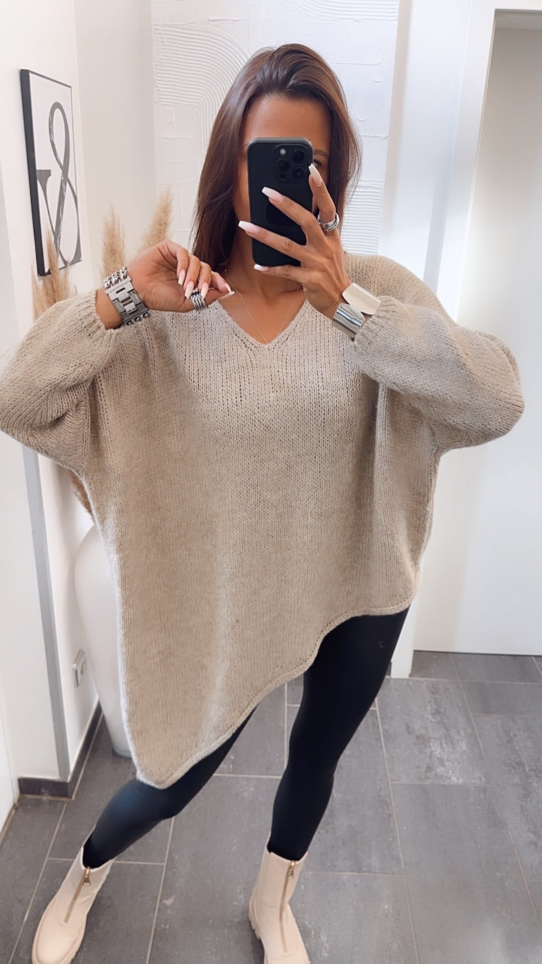 asymmetrischer Pullover / dunkel beige Art. 7500