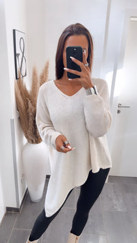 asymmetrischer Pullover / wollweiss Art. 7498