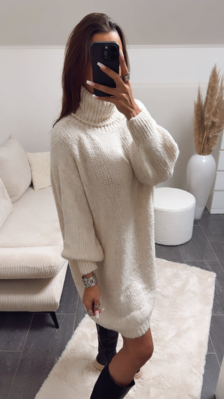 mittellanges Kuschel Strickkleid mit Rollkragen / wollweiss Art. 8652