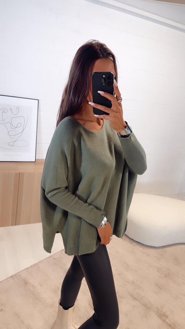 Variante Ultra weicher Pullover mit Fledermausärmeln / khaki Art. 7452