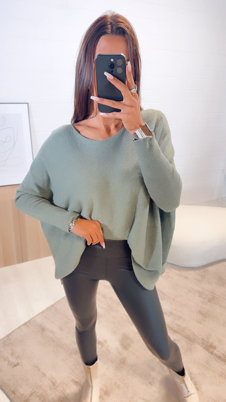 Variante Ultra weicher Pullover mit Fledermausärmeln / khaki Art. 7452