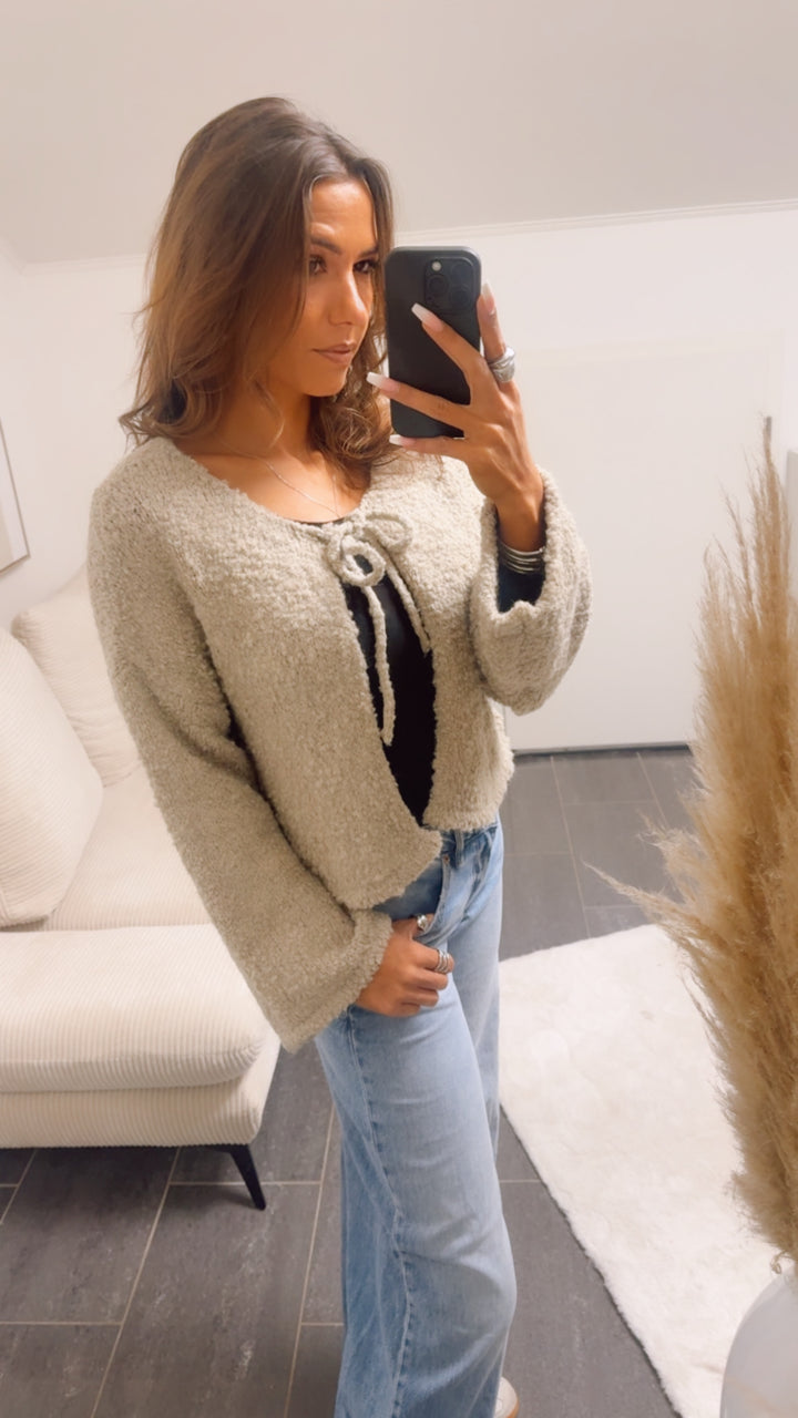 Boucle Cardigan zum Binden /
/ beige Art. 13049