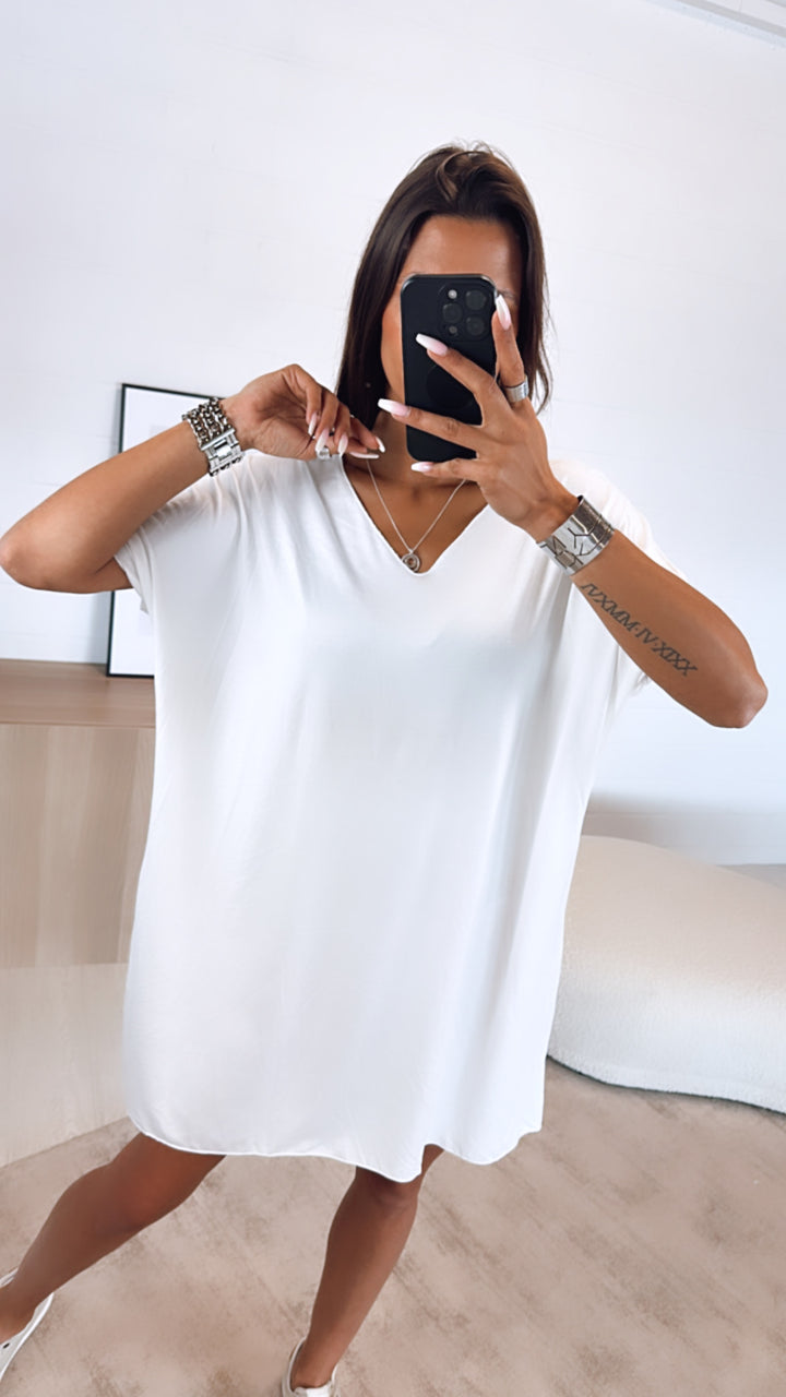 T-shirt Kleid mit V-Ausschnitt / wollweiss Art. 6289