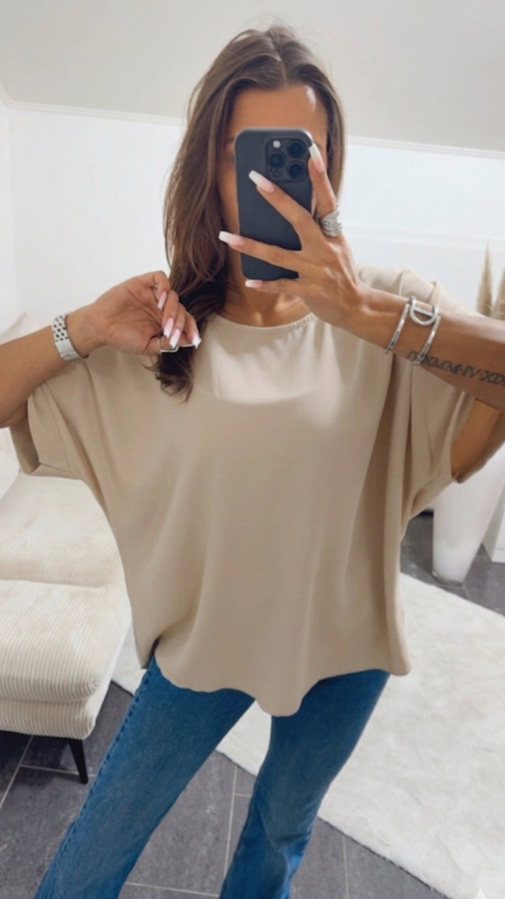 Locker geschnittene oversize Bluse / beige Art.14793
