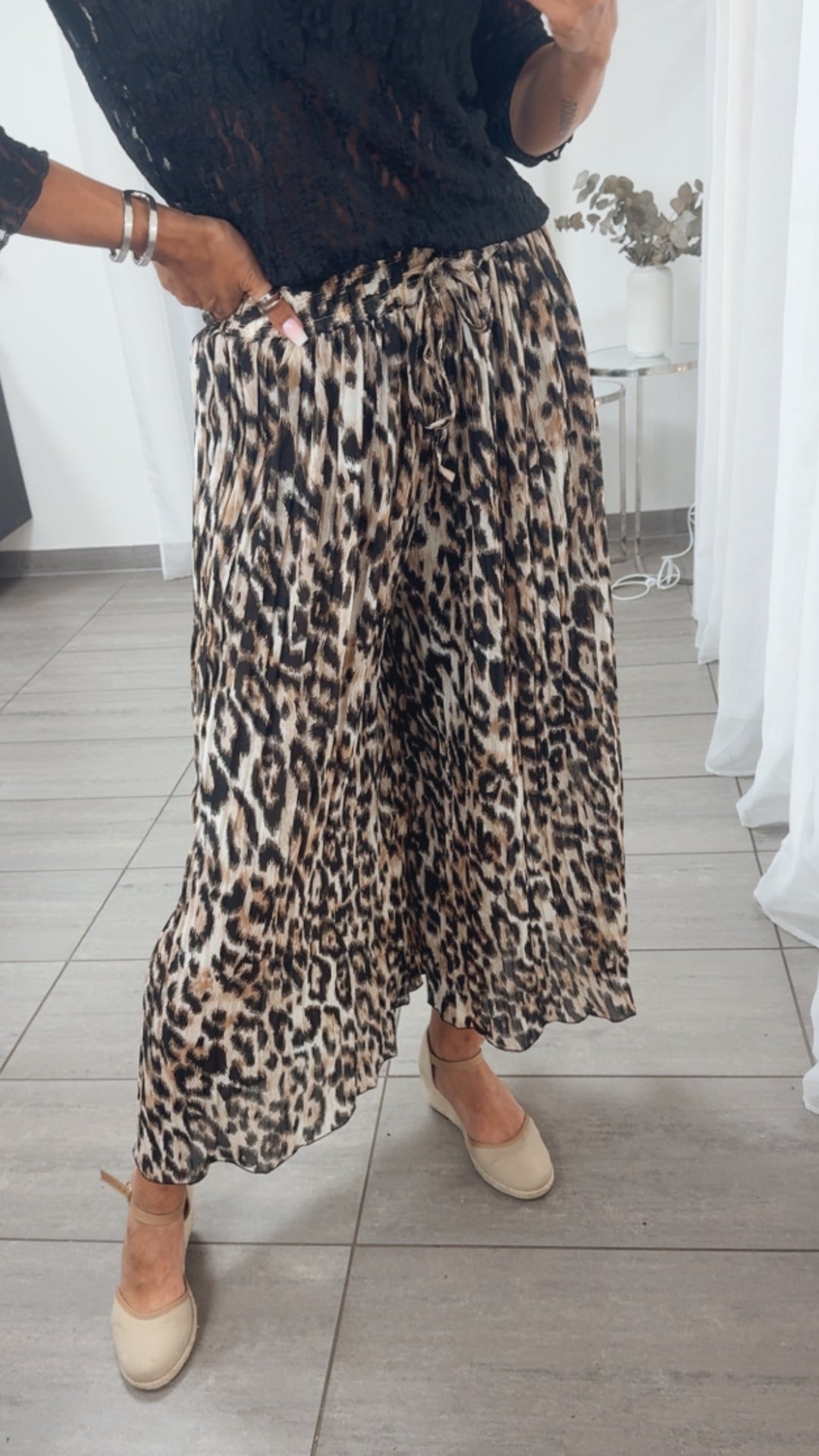 Plissee Hose im ABSTRAKTEN Leo - Look / beige - cappuccino - schwarz Art. 14830