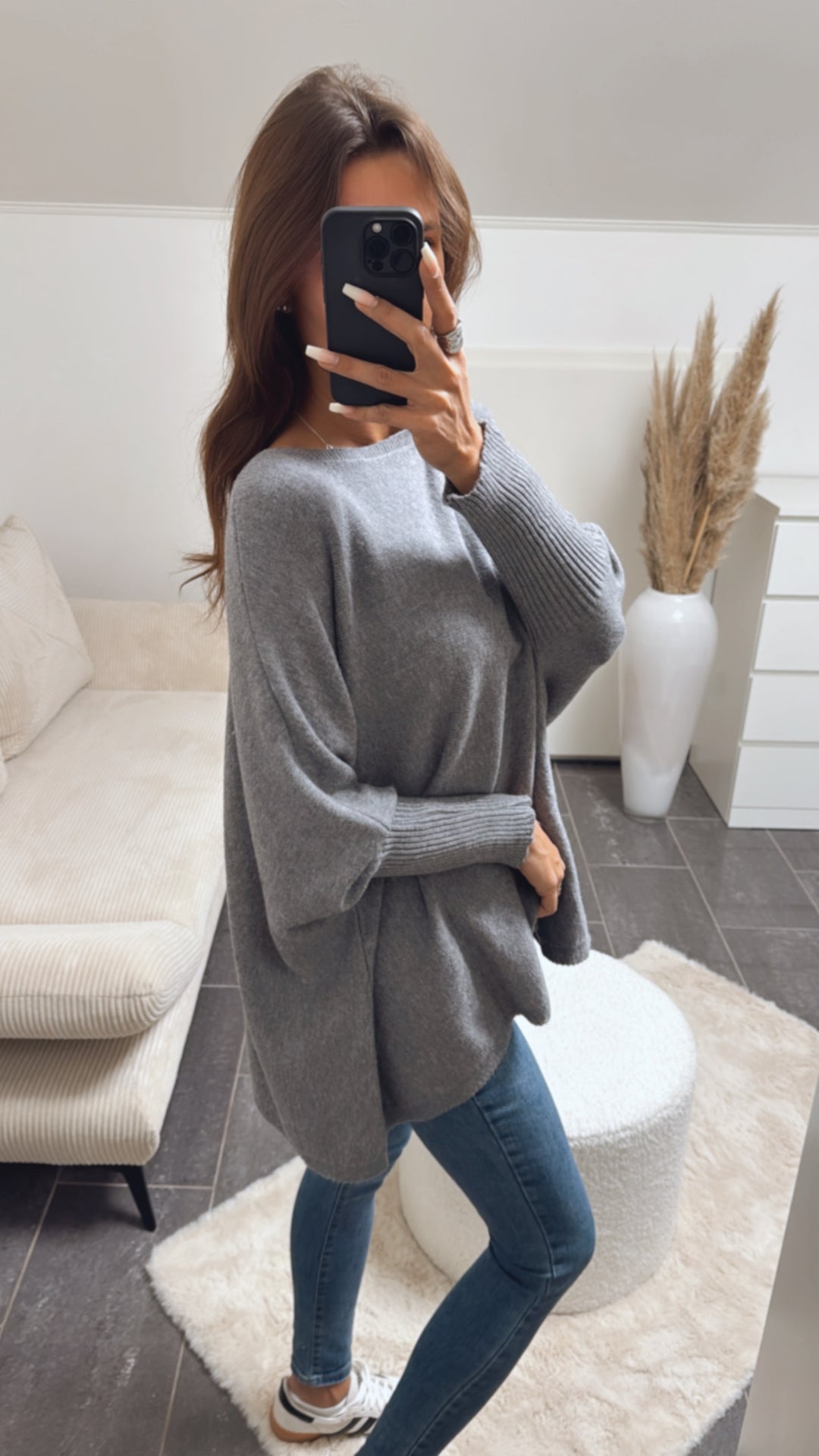 ultra weicher Pullover mit Fledermausärmeln / dunkel grau Art. 8829