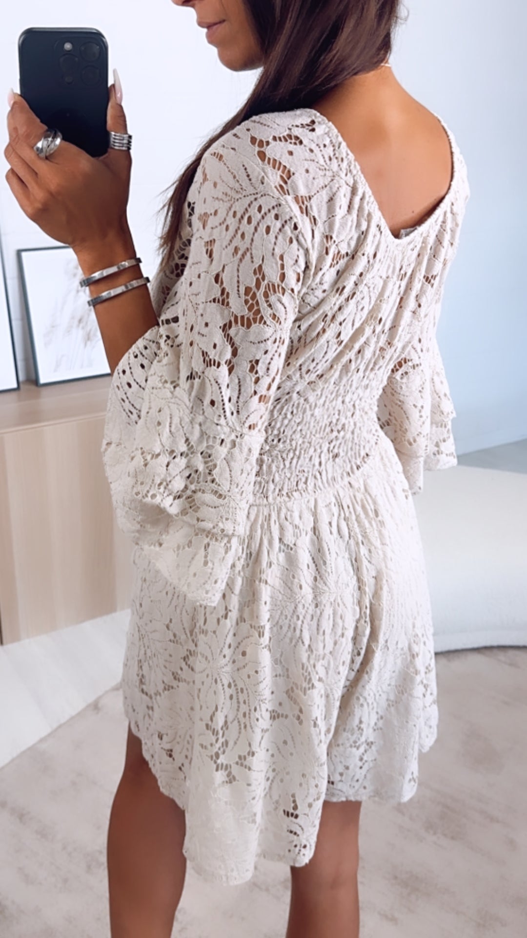 kurzer Jumpsuit in Spitzen Optik / beige Art. 6407