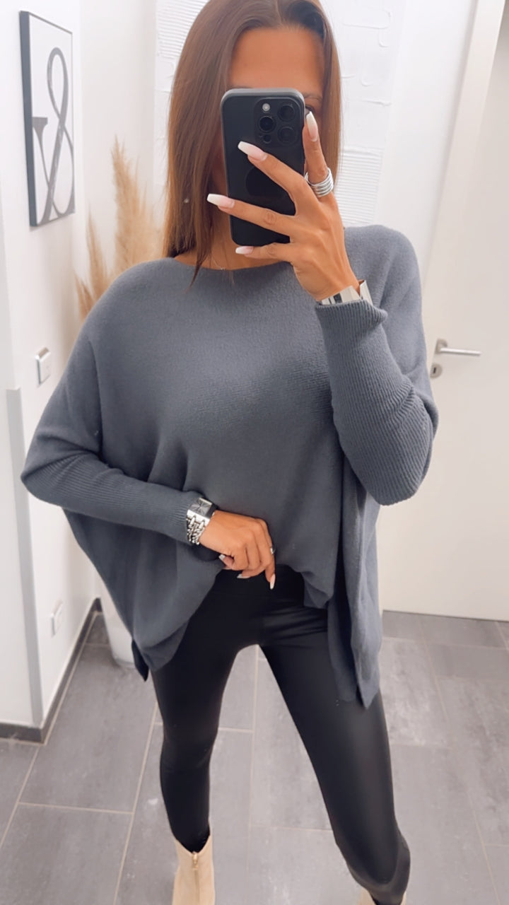 Variante ultra weicher Pullover mit Fledermausärmeln / dunkel grau Art. 7458
