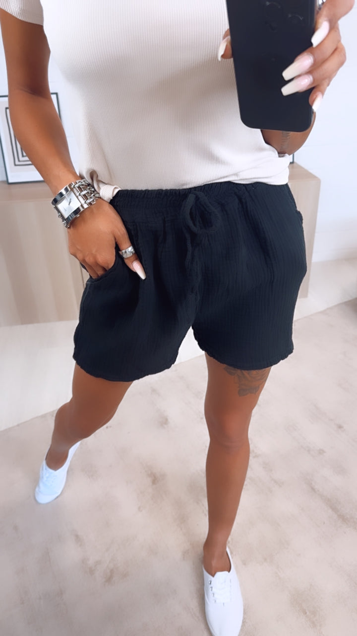 Musselin Shorts / schwarz Art. 6429
