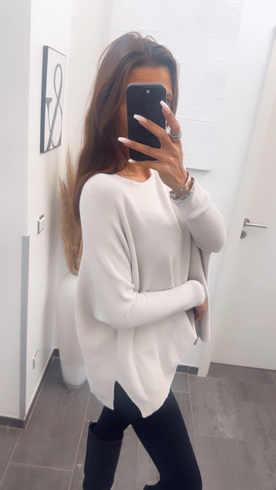 Variante ultra weicher Pullover mit Fledermausärmeln / Creme beige  Art. 7455