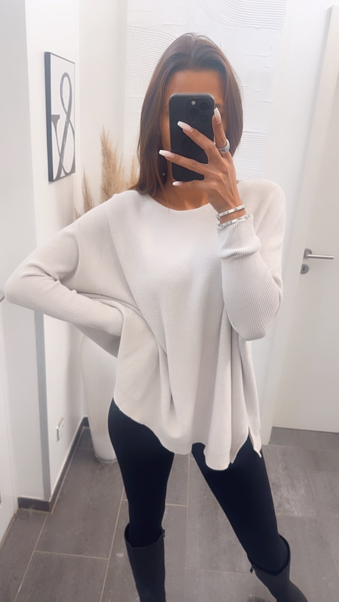 Variante ultra weicher Pullover mit Fledermausärmeln / Creme beige  Art. 7455