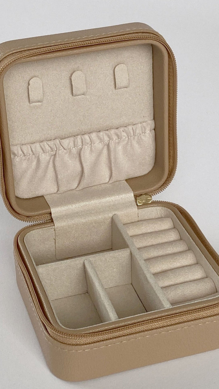 Schmuck Box für Ringe, Ketten & Co. / beige Art. 5514