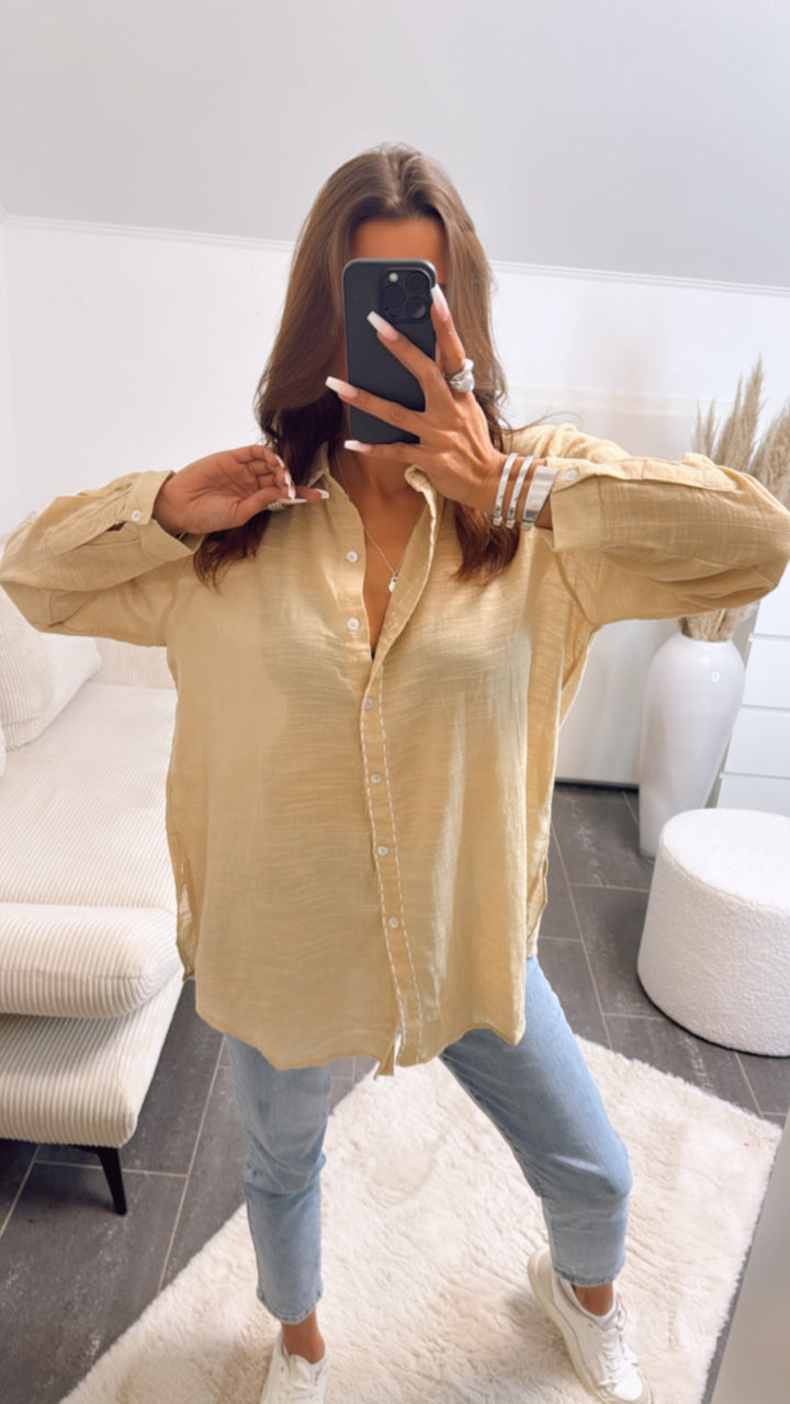 Baumwoll Bluse mit farblich abgesetzter Naht / Sand- weiss Art. 8838