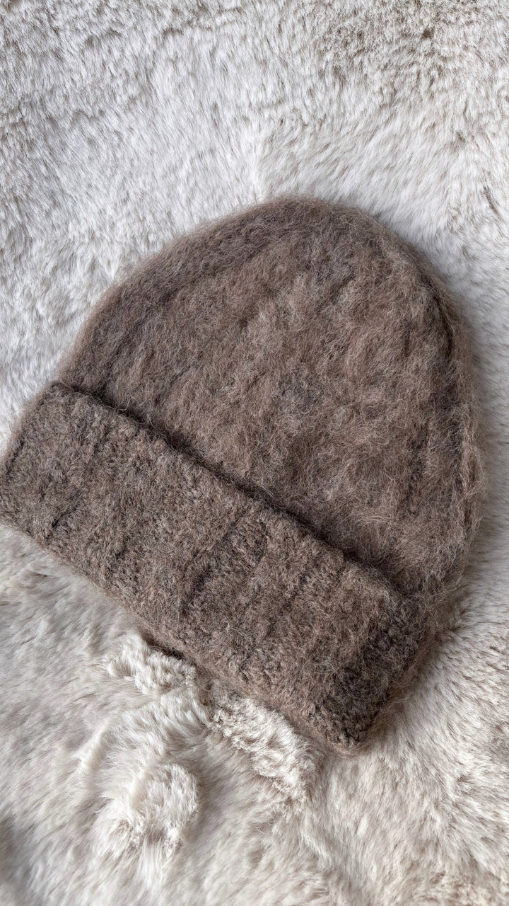 flauschige Mütze / braun meliert Art. 13419