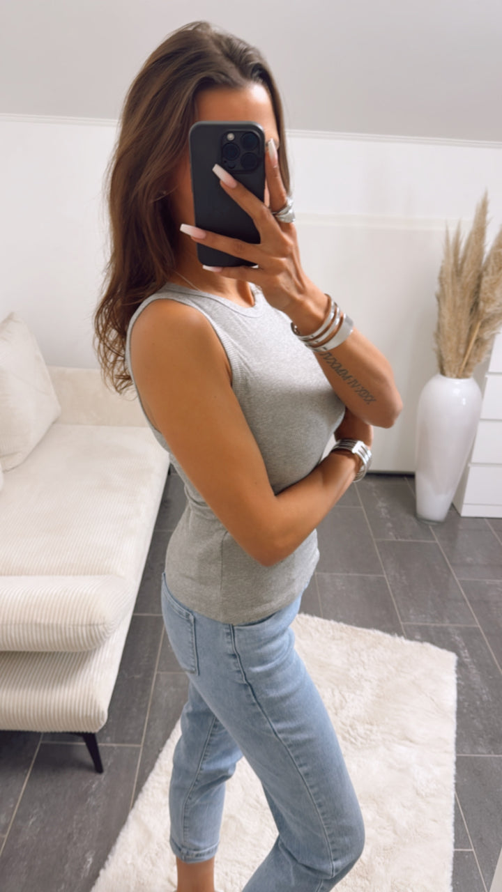geripptes Tank Top / hell grau Art. 8923