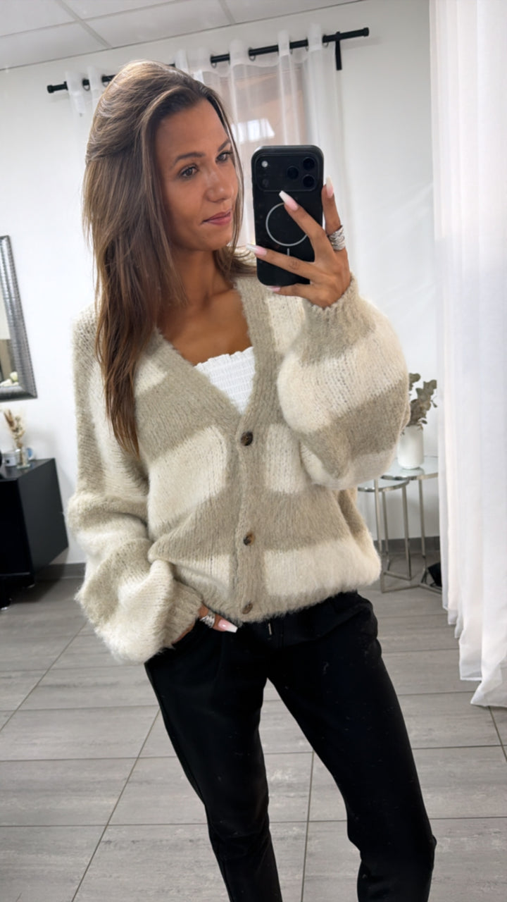 Kuscheliger Cardigan mit Streifen / beige - creme Art.16319