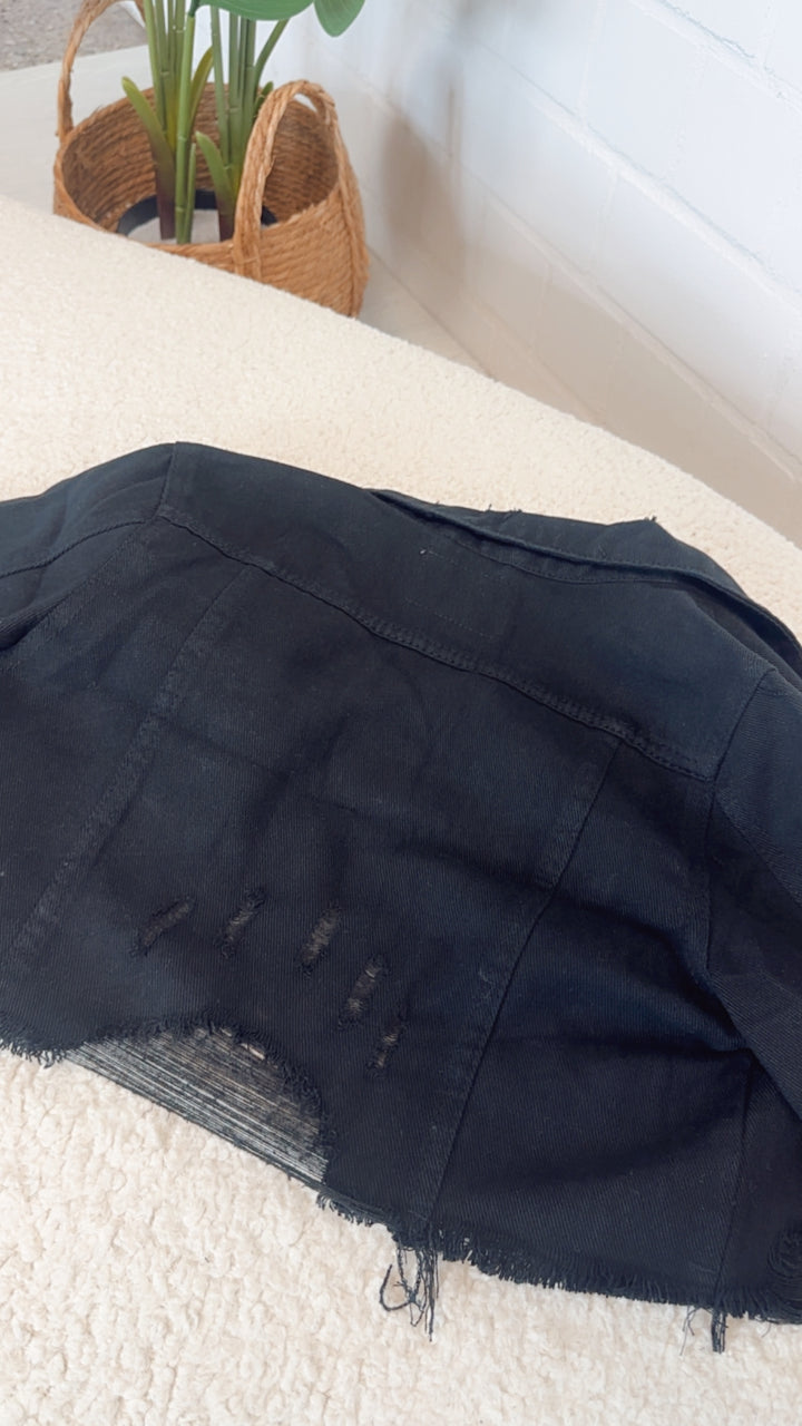 Crop Jeansjacke mit used - Elementen / schwarz Art. 6507