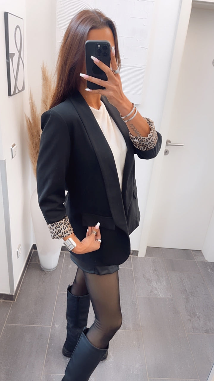 weicher Blazer mit Leo Akzenten / schwarz Art. 7747