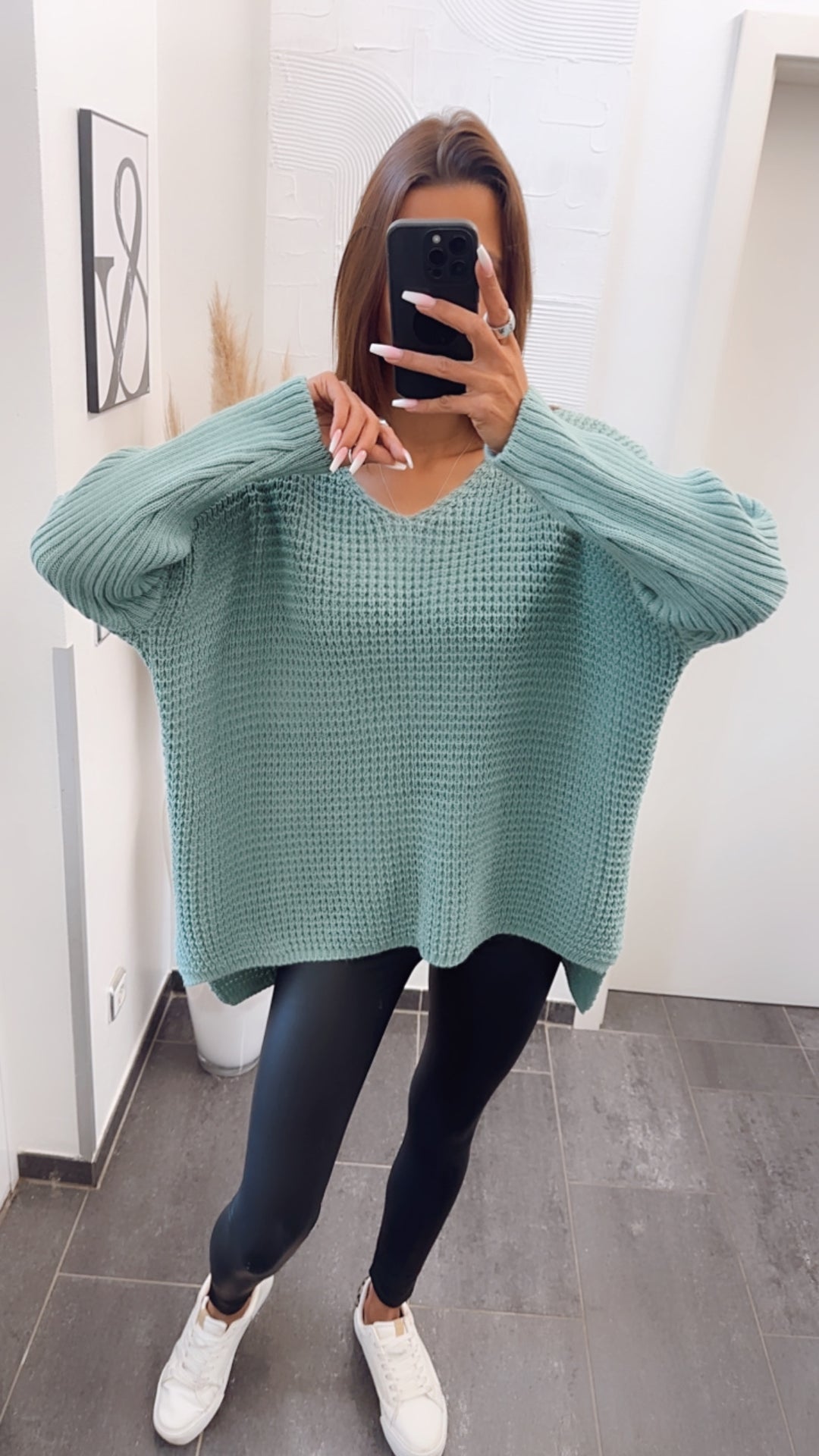 grober Strick Pullover, engere Ärmel, V-Ausschnitt / petrol Art. 7737