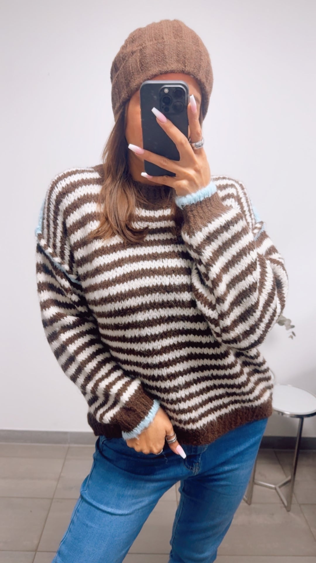 kurzer Kuschel Pullover, gestreift / schoko braun - weiß - hell blau Art. 13624