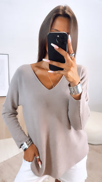 Leichter, super weicher Pullover - V-Ausschnitt / schlamm Art. 6732