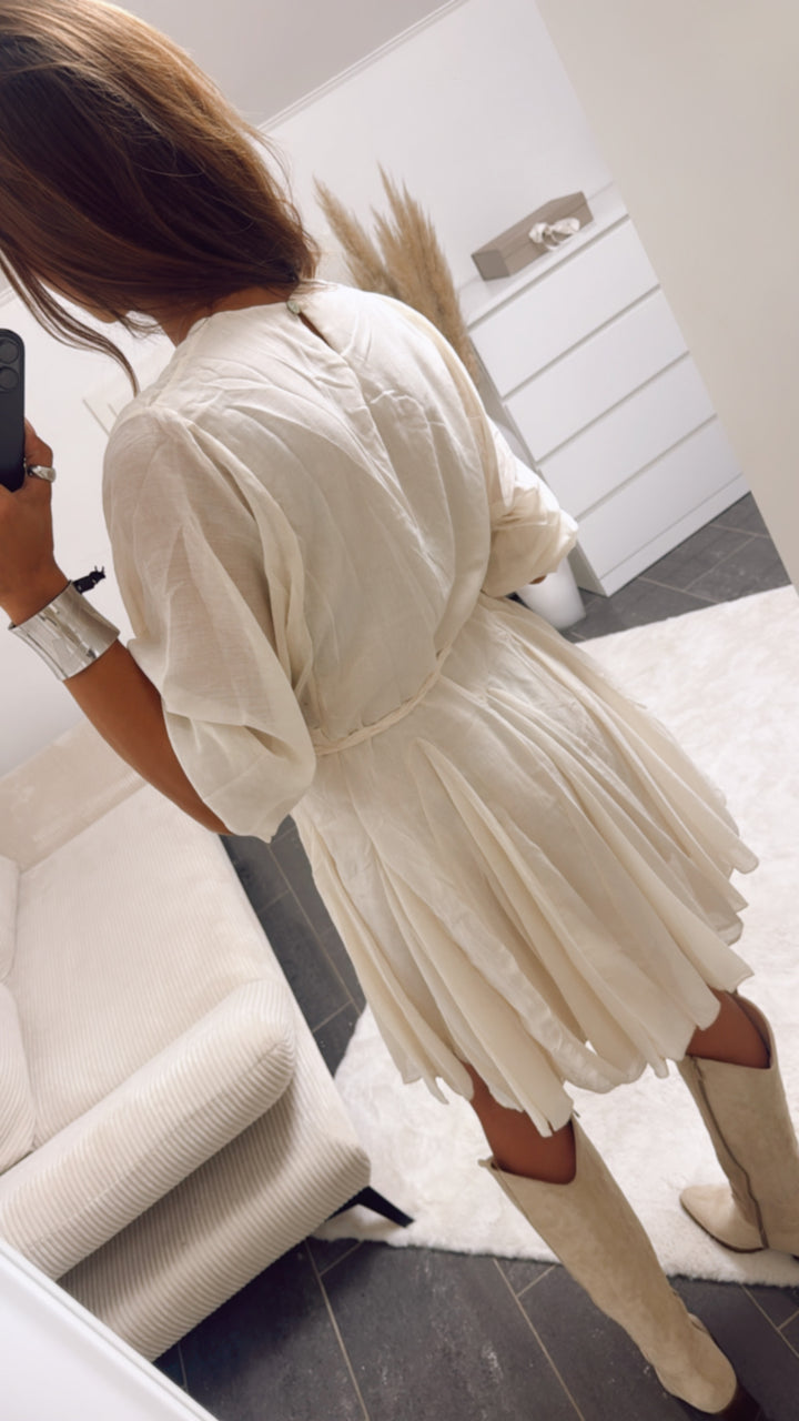 schickes Kleid mit geflochtenem Gürtel / creme beige Art. 10490