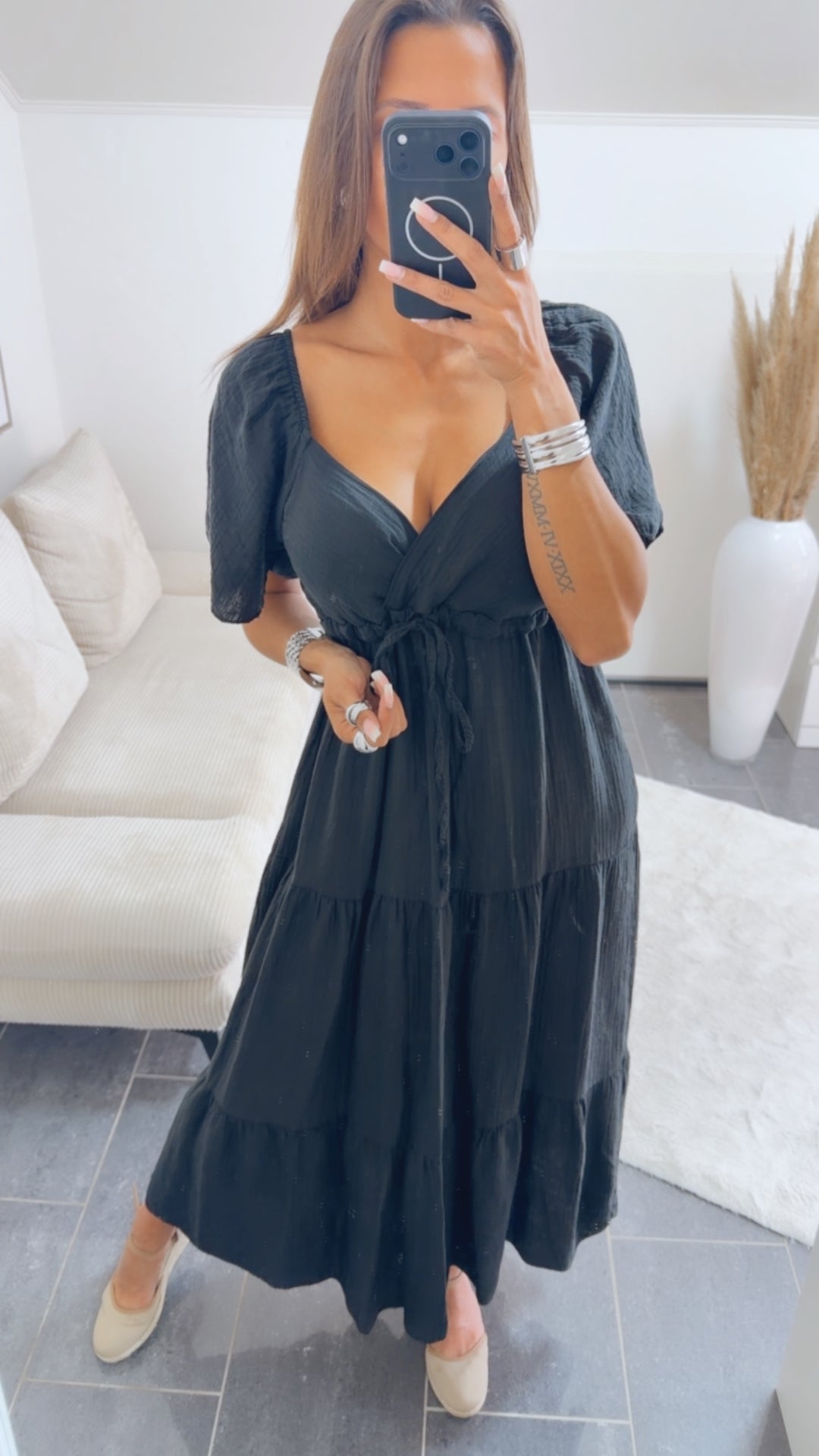 Maxi Lyocell Kleid mit verstellbarem Brustbereich / schwarz Art. 14923