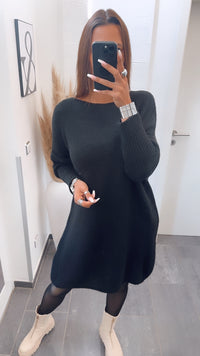 Strick Long Pullover / Kleid mit engeren Ärmeln / schwarz Art. 7821