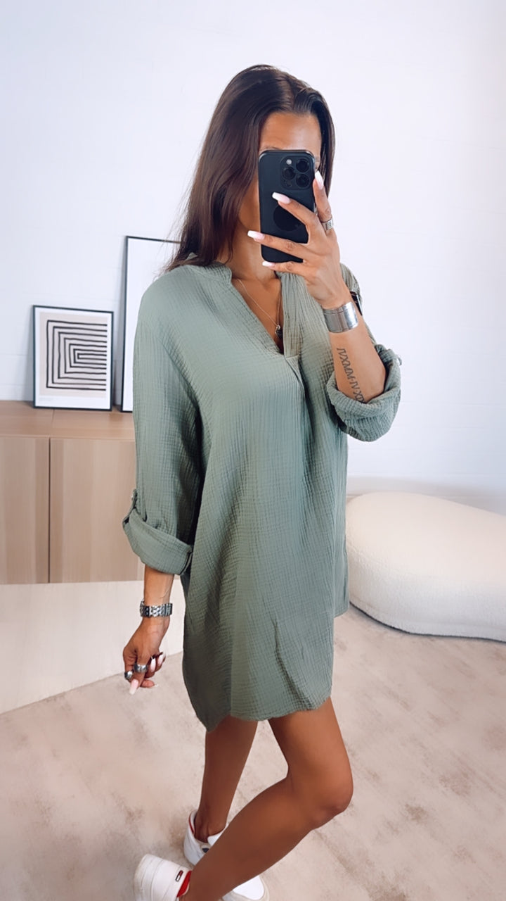BLUSENKLEID Musselin mit V-Ausschnitt / khaki Art. 6586