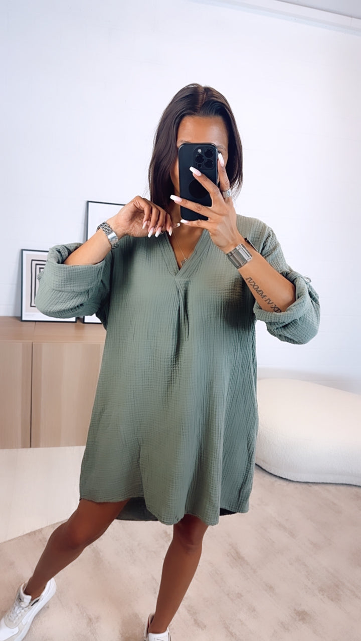 BLUSENKLEID Musselin mit V-Ausschnitt / khaki Art. 6586