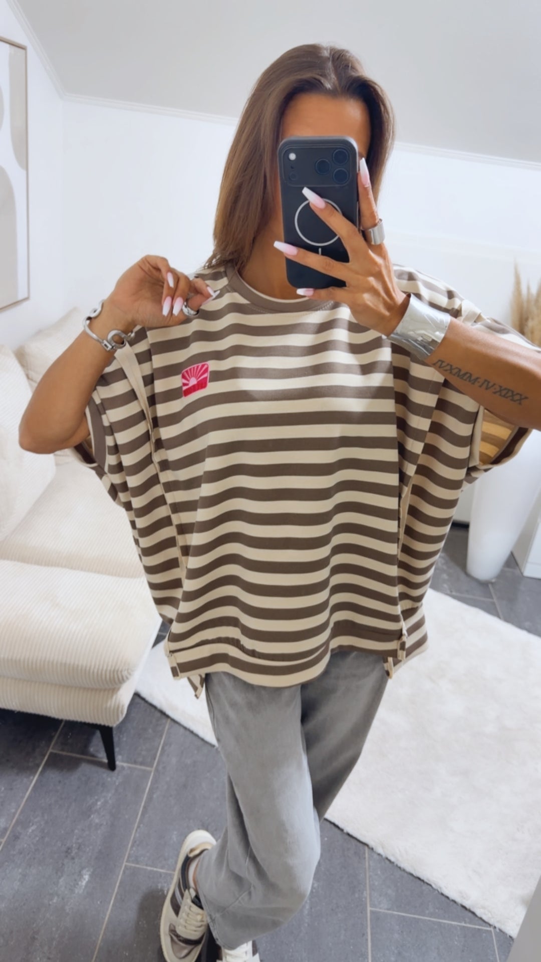 LIFE IS GOOD Mega Oversize T Shirt mit Streifen / beige - taupe Art.15043