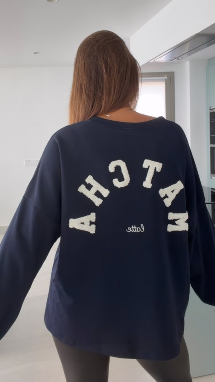 Sweater mit Schriftzug auf dem Rücken / marine blau - weiß Art.16332