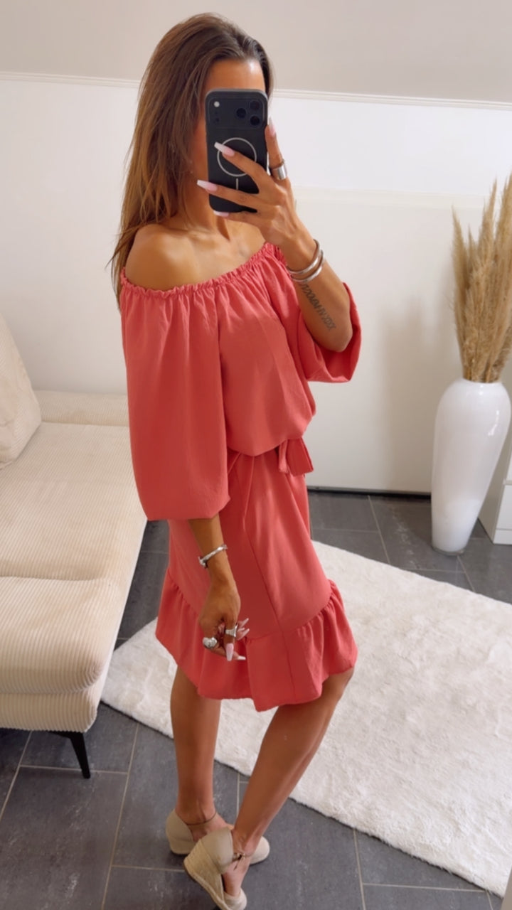 MIDI Off Shoulder Kleid mit Bindegürtel / beere Art.15015