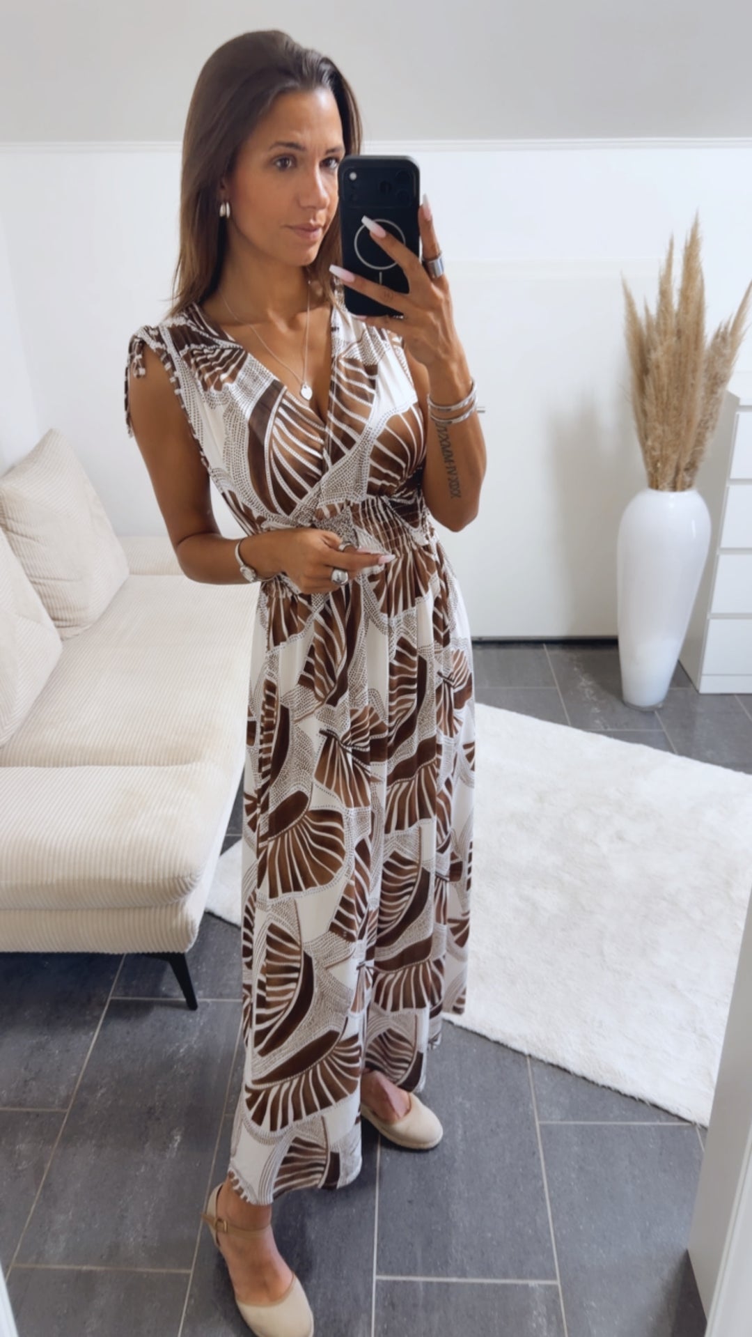 MAXI PALMEN weiß Kleid mit breiten Trägern und geraffter Taille / weiß - braun Art.15104