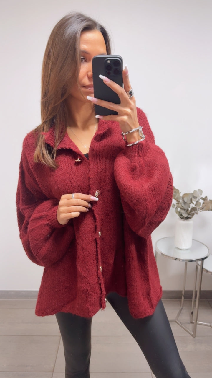 Kuschel Cardigan mit goldenen Knöpfen / weinrot - dunkel rot Art. 13731