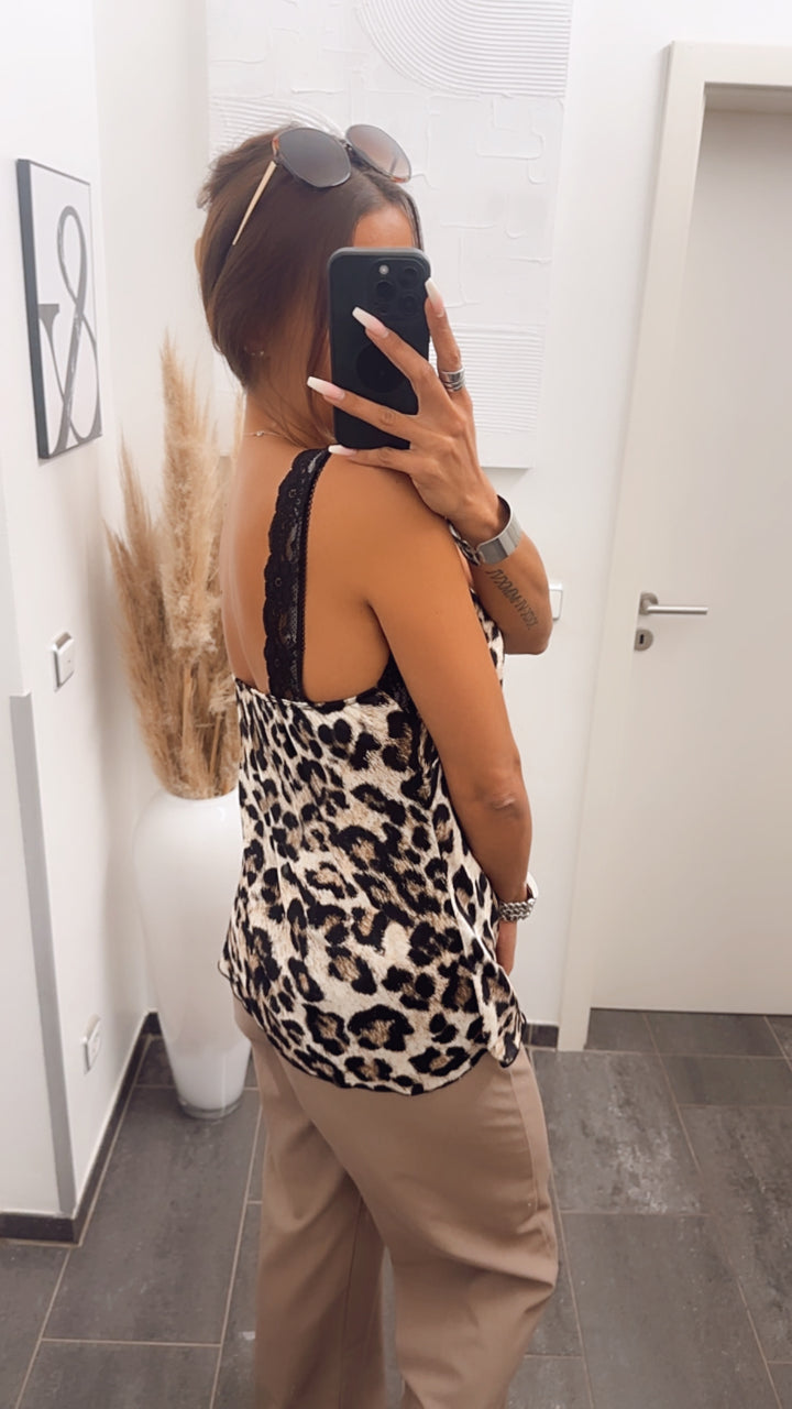 Leo Top mit Spitzen Applikationen / schwarz - dunkel Art. 7829