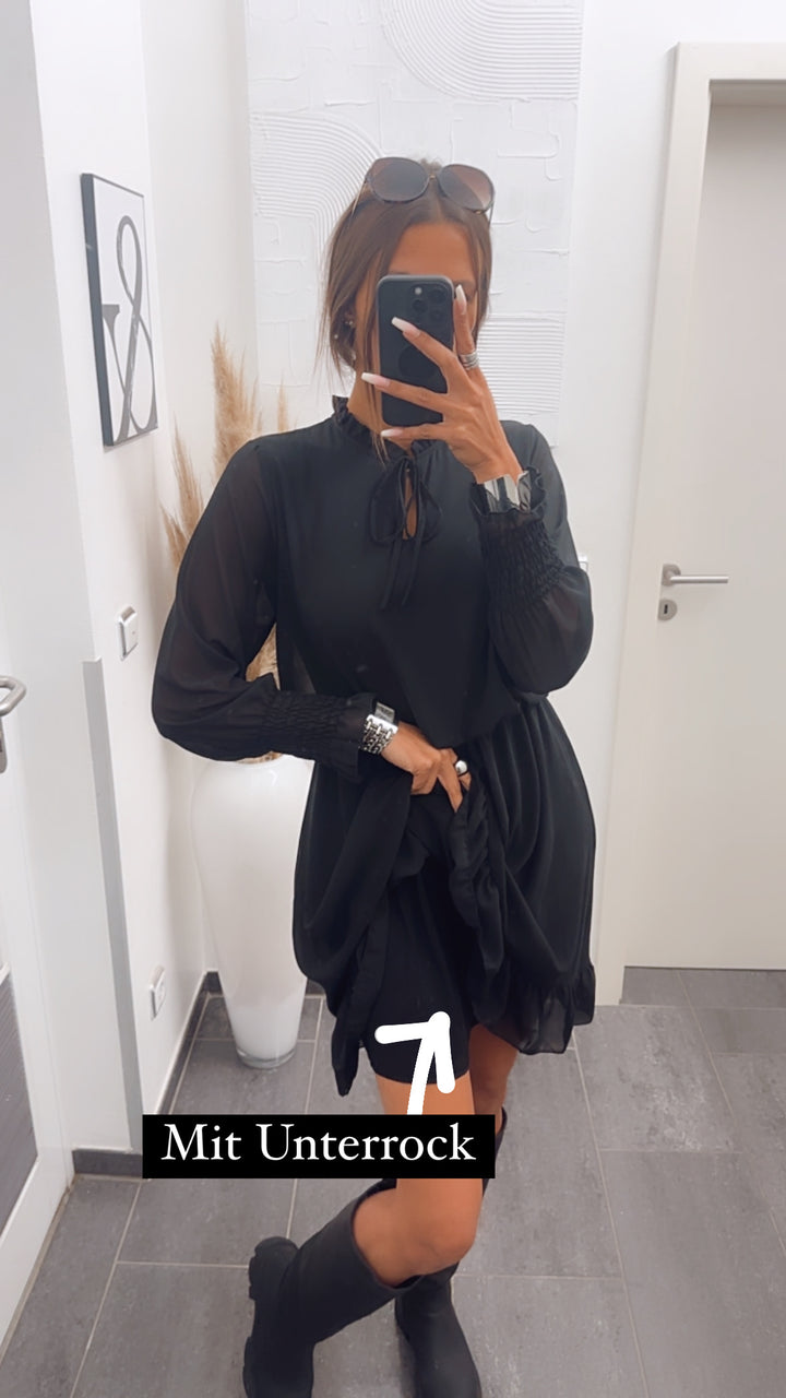 Kleid mit Gummibund im Taillenbereich / schwarz Art. 7907