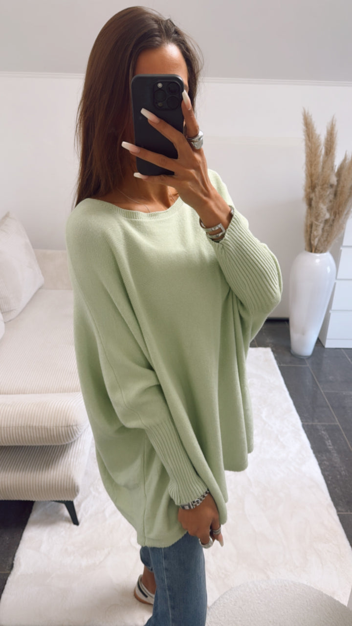 ultra weicher Pullover mit Fledermausärmeln / soft matcha Art. 9108