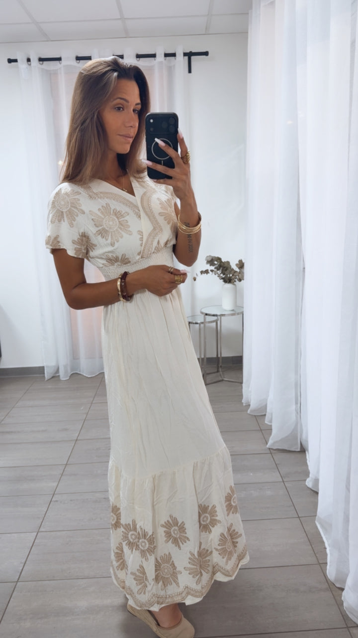 MAXI Kleid mit floralen Stickereien / creme - beige Art.15135