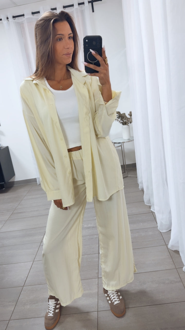 SUMMER SET aus leichter Bluse und Hose / soft gelb Art.15095