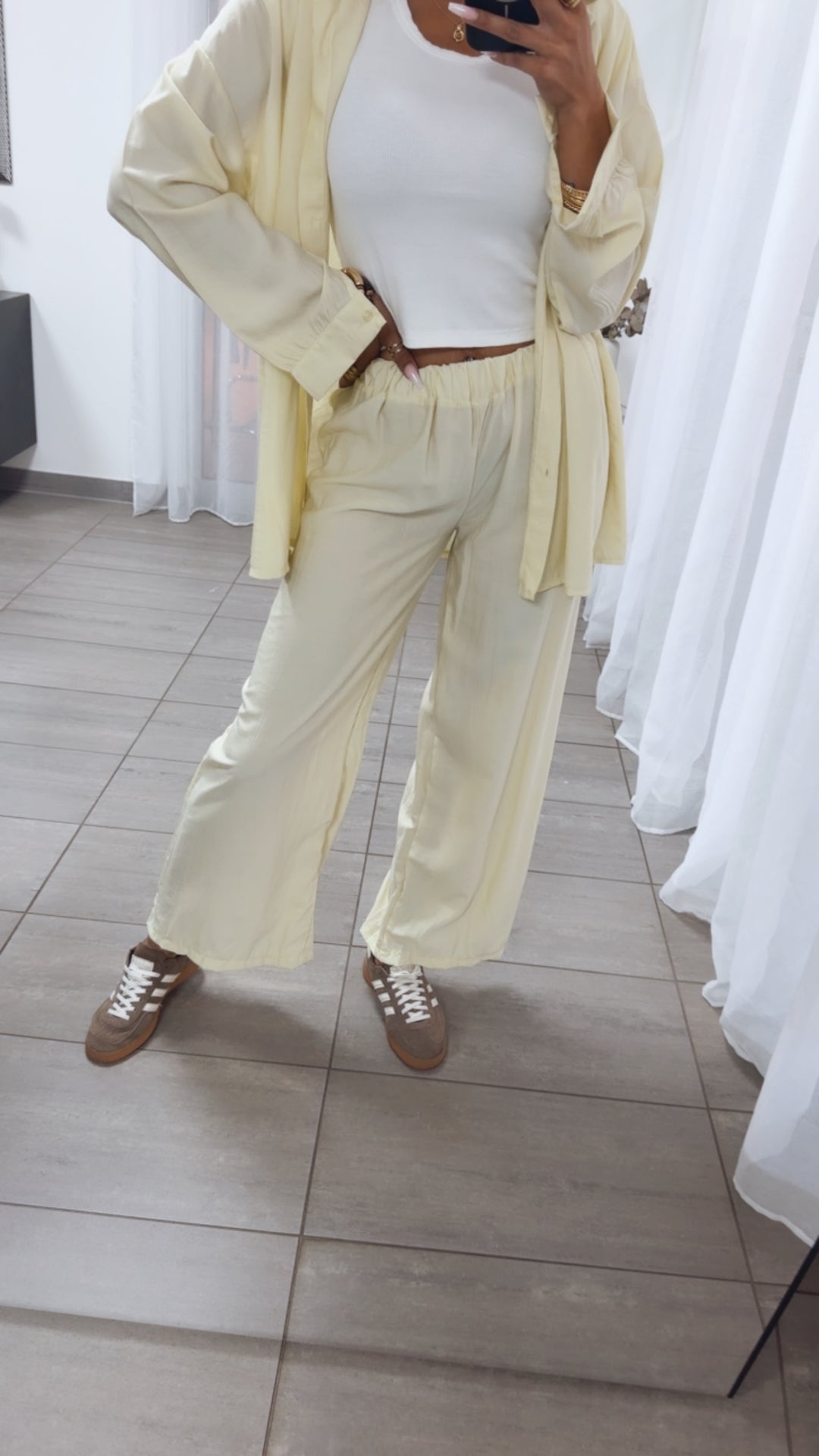 SUMMER SET aus leichter Bluse und Hose / soft gelb Art.15095
