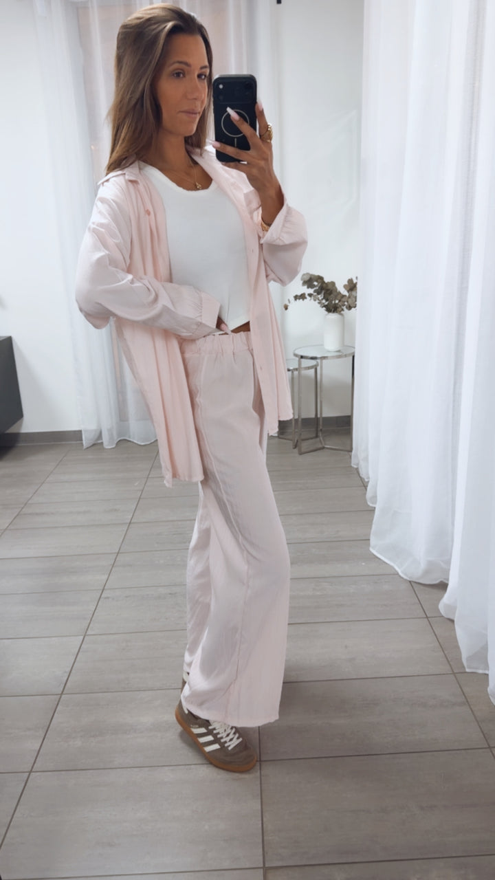 SUMMER SET aus leichter Bluse und Hose / zart rosa Art.15093