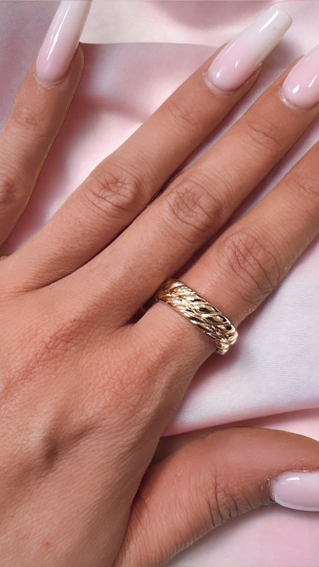 schlichter Ring mit schlichtem Muster / gold Art. 5488
