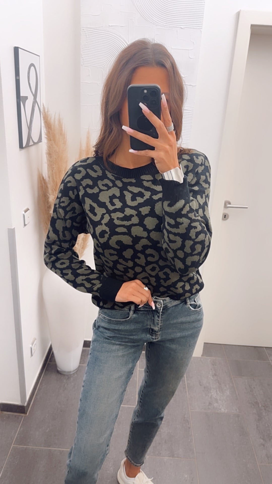 Pullover mit Rundausschnitt, Leo Muster / schwarz - khaki Art. 7970