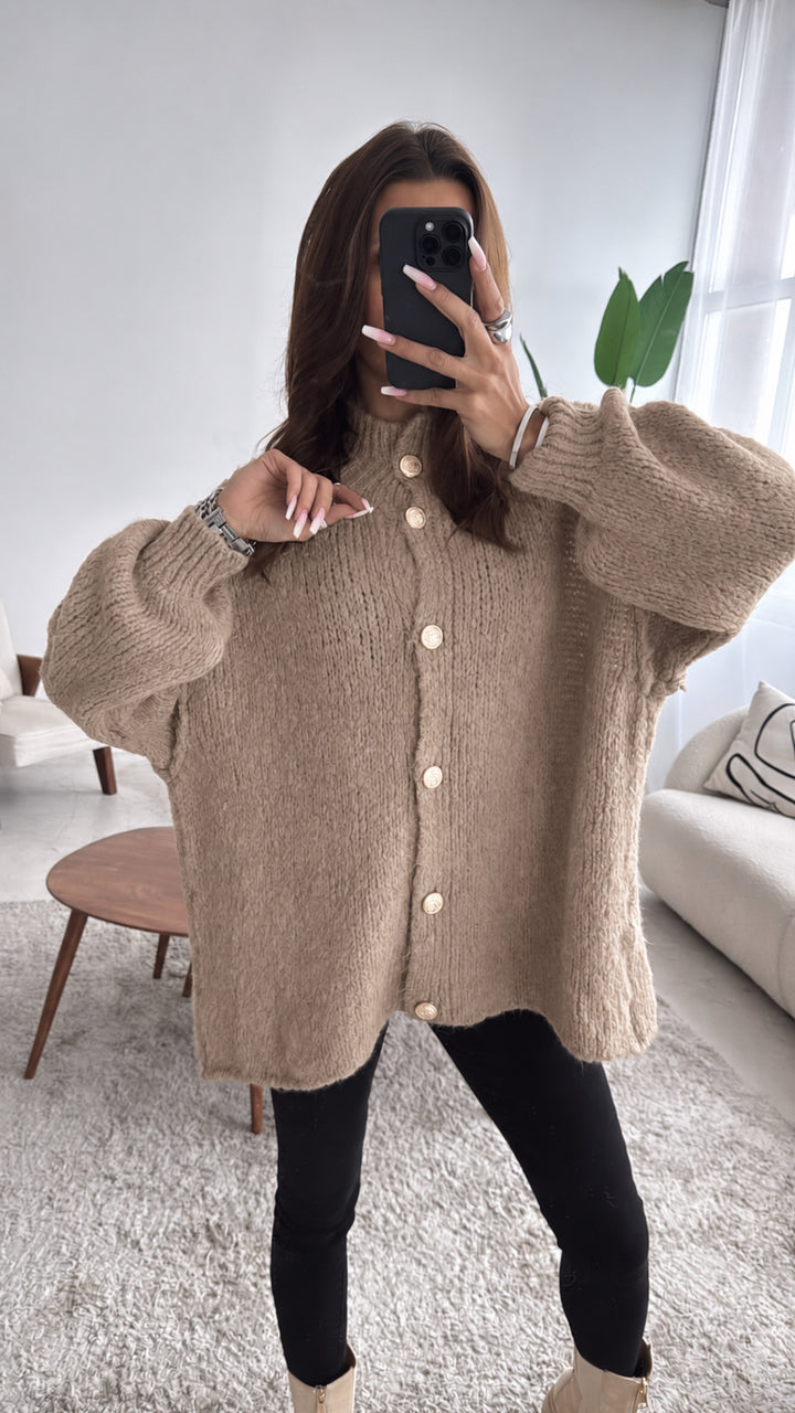 Kuschel Cardigan mit goldenen Knöpfen / Caramel  Art. 8538
