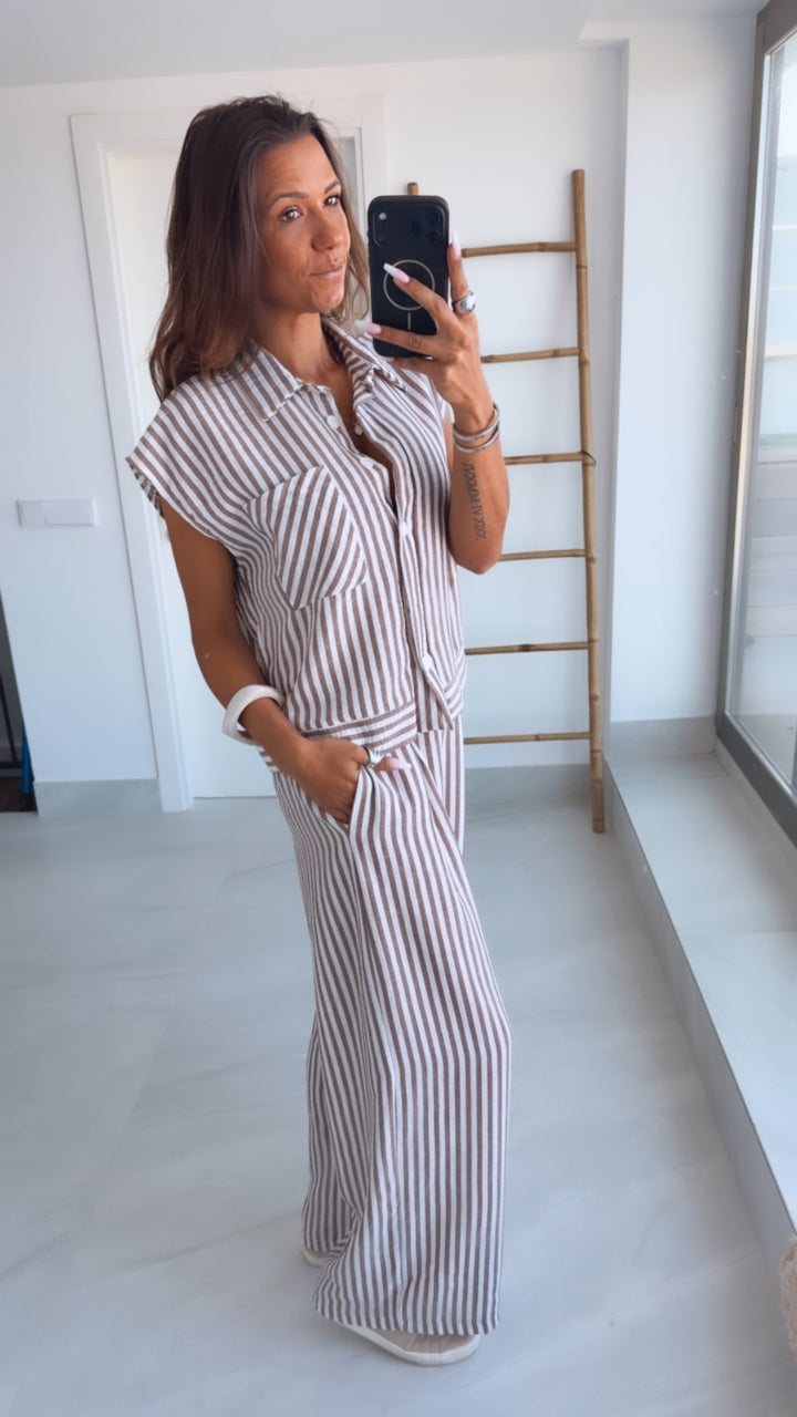 GESTREIFTES SET aus Oversize Bluse und Hose  / taupe - weiß Art.15178